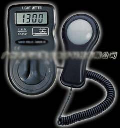 �����ͱ�yʽ�ն�Ӌ(j��)DT-1300